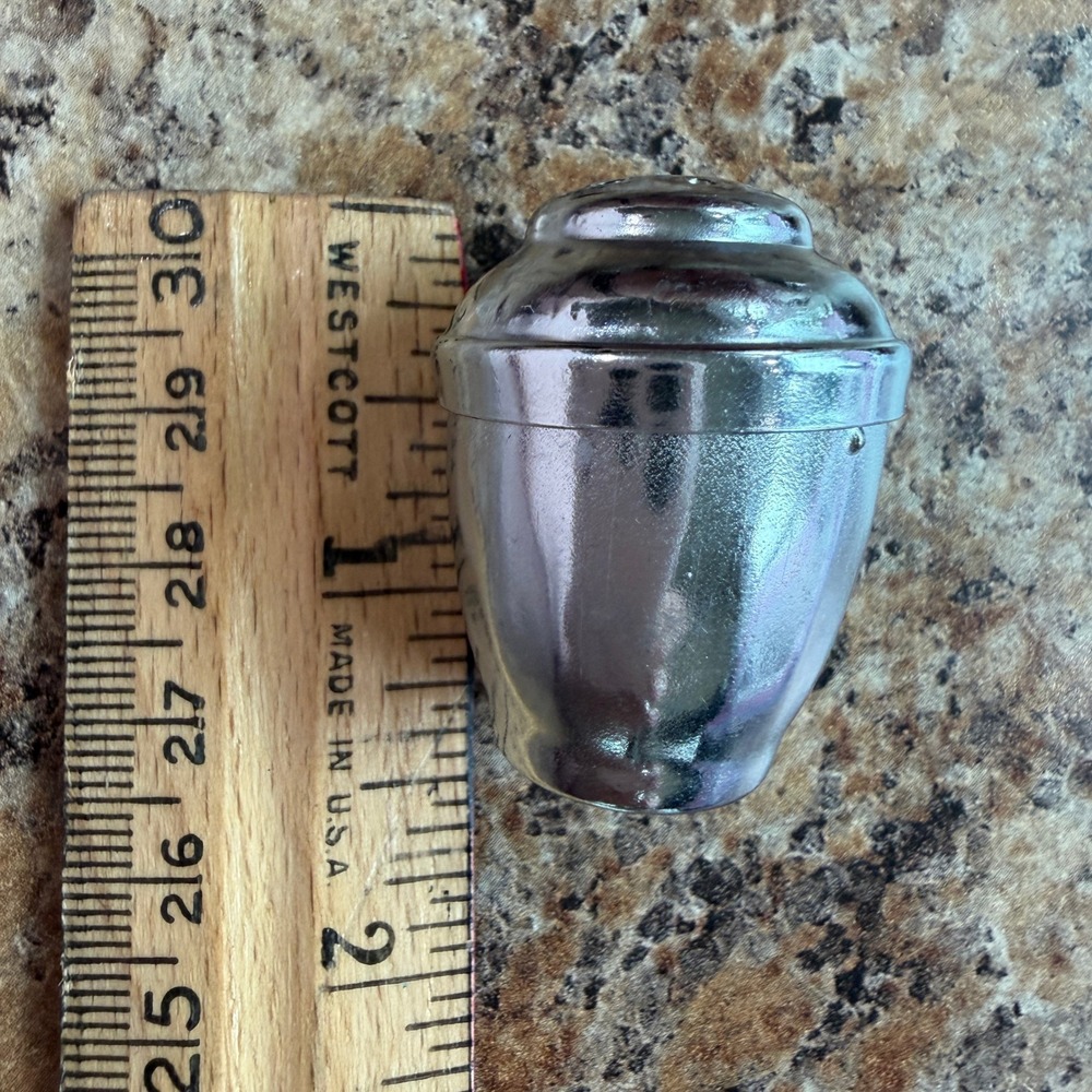 Vintage Miniature Chrome Metal Salt and Pepper Shakers Set Tiny Individual Size - Picture 2 of 5